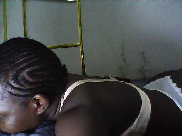 alora-skylar's BongaCams show and profile