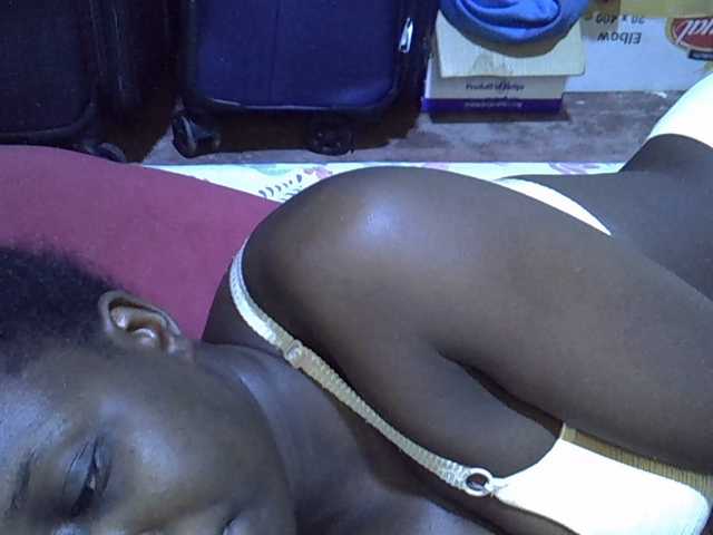 alora-skylar's BongaCams show and profile