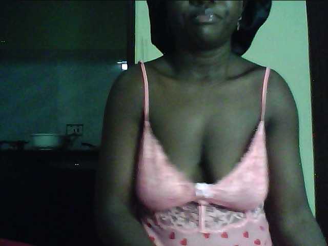 alora-skylar's BongaCams show and profile