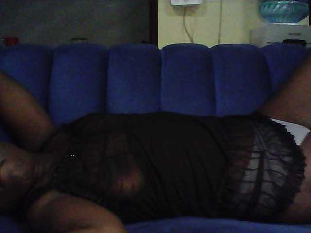 alora-skylar's BongaCams show and profile