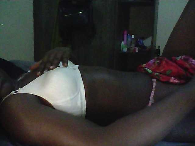 alora-skylar's BongaCams show and profile