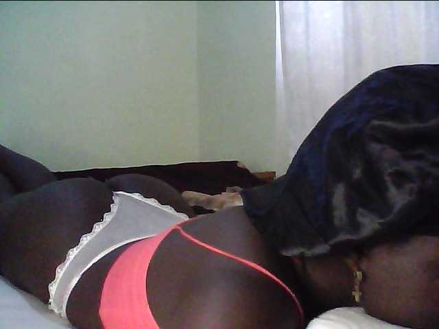 alora-skylar's BongaCams show and profile