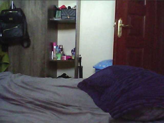 alora-skylar's BongaCams show and profile