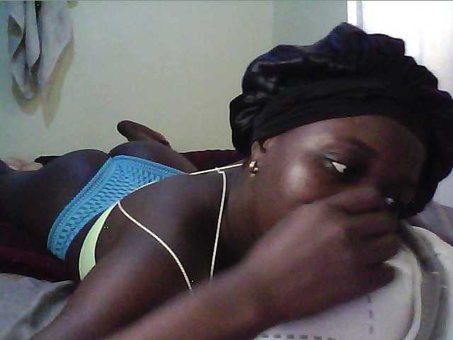 alora-skylar's BongaCams show and profile