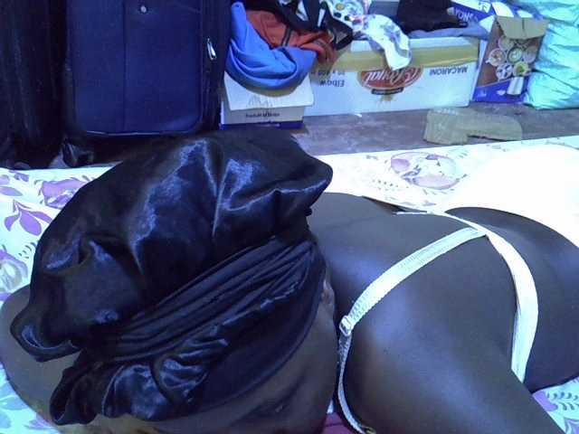 alora-skylar's BongaCams show and profile