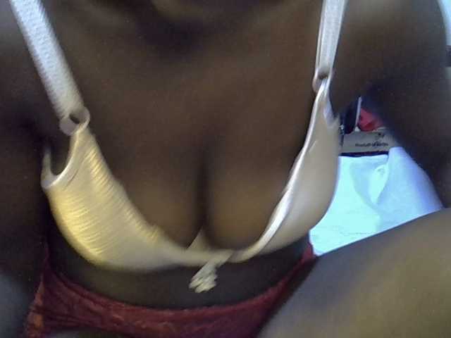 alora-skylar's BongaCams show and profile