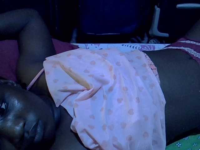 alora-skylar's BongaCams show and profile