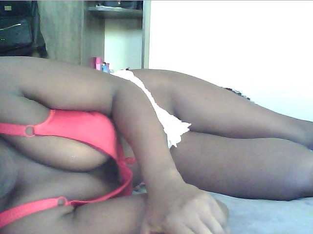 alora-skylar's BongaCams show and profile