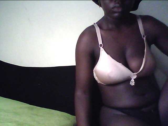 alora-skylar's BongaCams show and profile