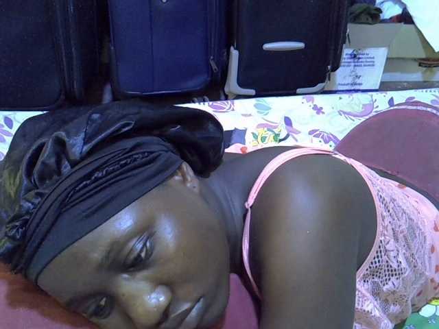 alora-skylar's BongaCams show and profile