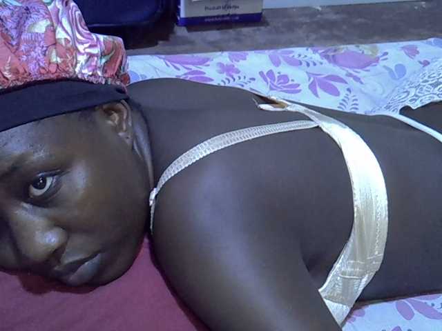 alora-skylar's BongaCams show and profile