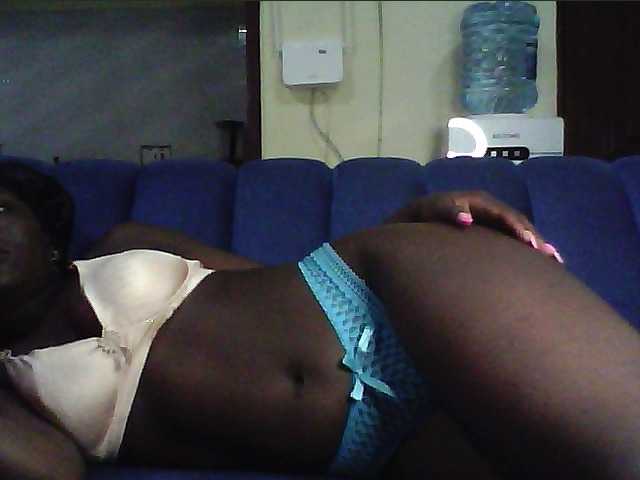 alora-skylar's BongaCams show and profile