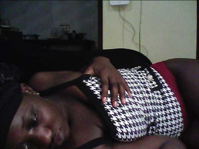 alora-skylar's BongaCams show and profile