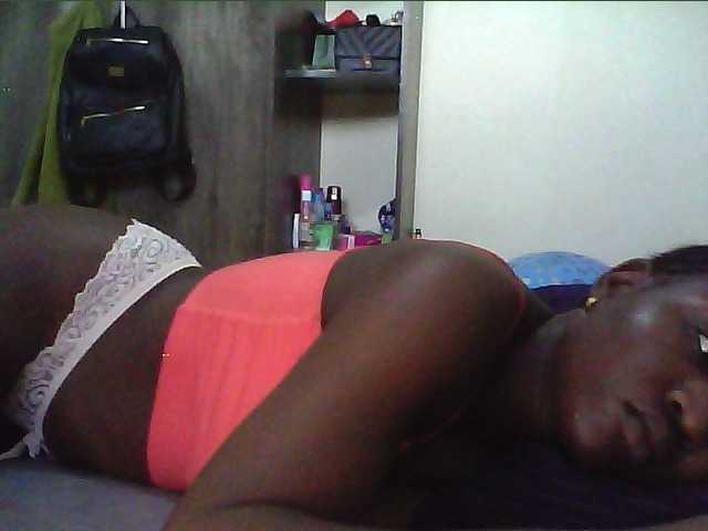 alora-skylar's BongaCams show and profile