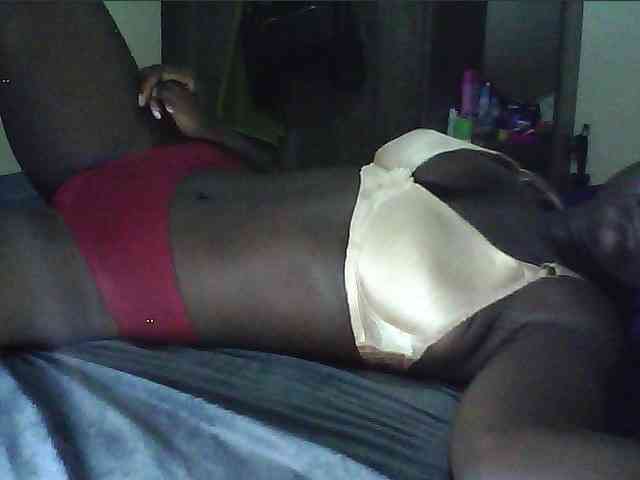 alora-skylar Live Webcam on BongaCams