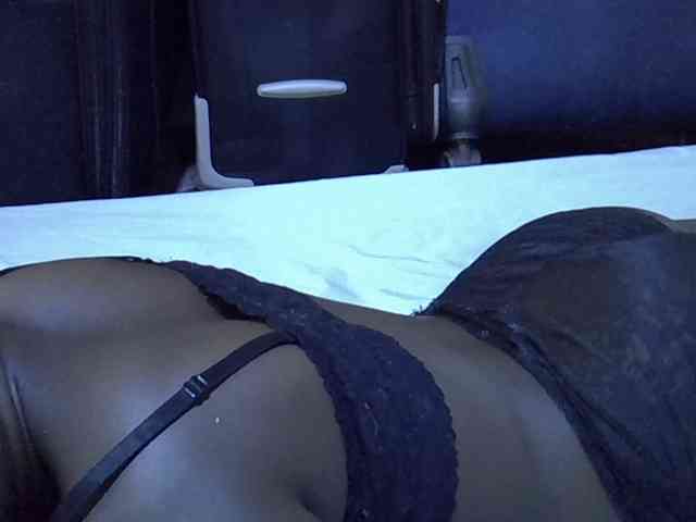 alora-skylar webcam