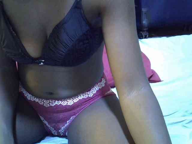 alora-skylar webcam