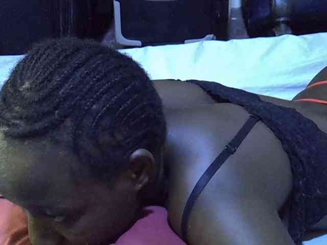 alora-skylar webcam