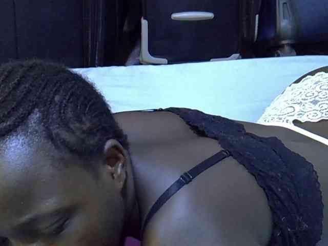 alora-skylar webcam