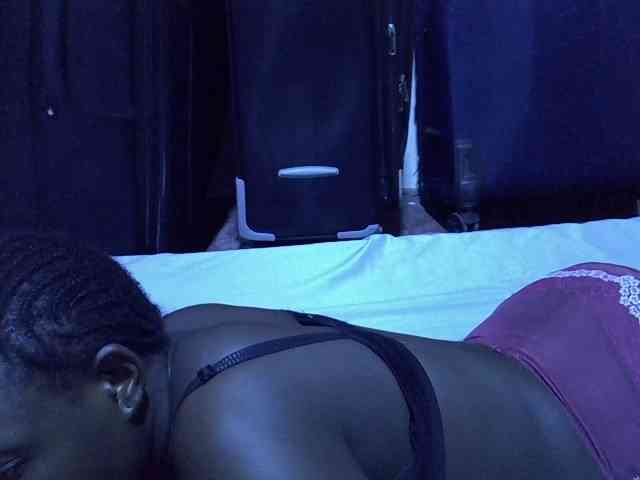 alora-skylar webcam