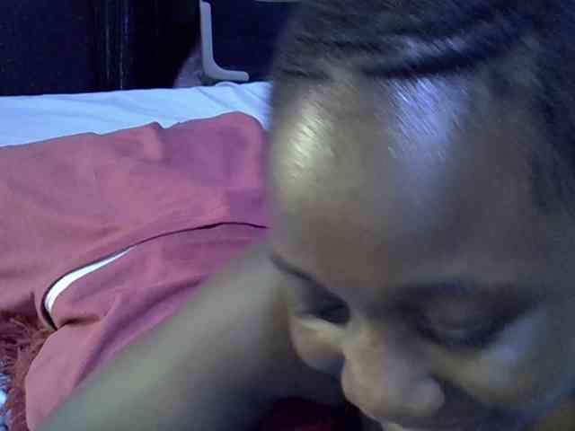 alora-skylar webcam