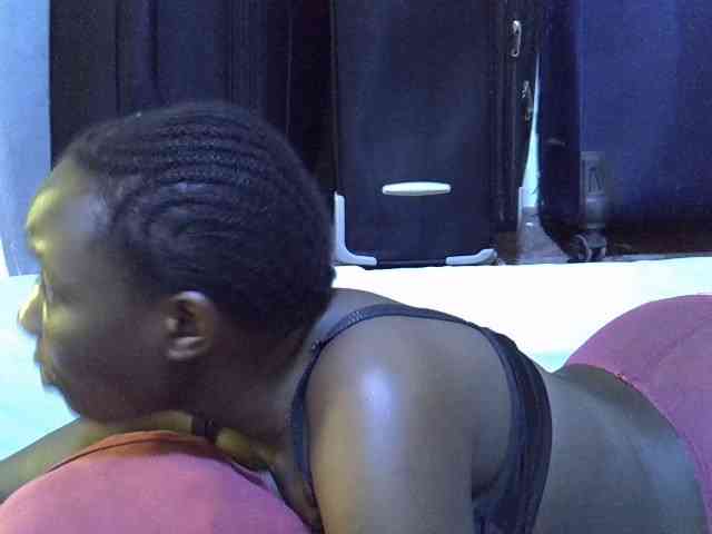 alora-skylar webcam