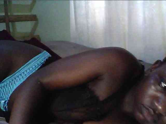 alora-skylar Live Webcam on BongaCams