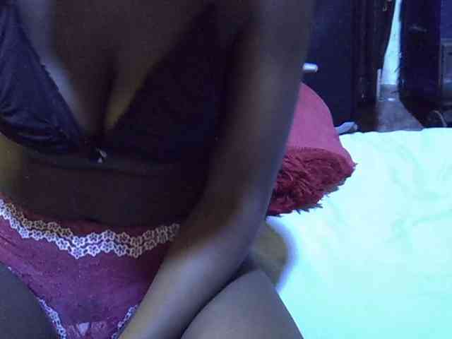 alora-skylar webcam
