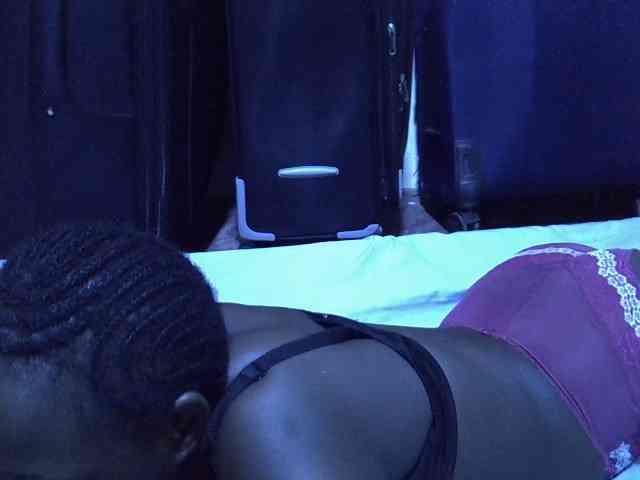 alora-skylar webcam