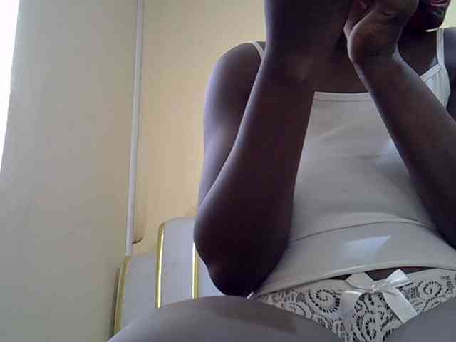 alora-skylar webcam