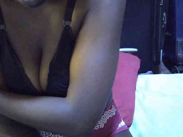 alora-skylar webcam