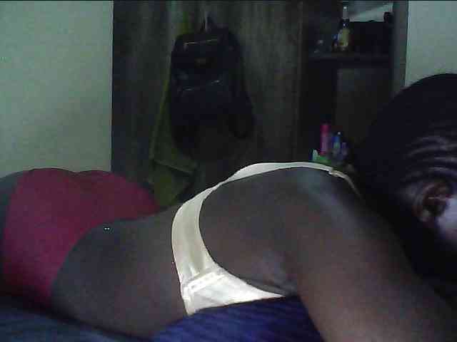 alora-skylar Live Webcam on BongaCams