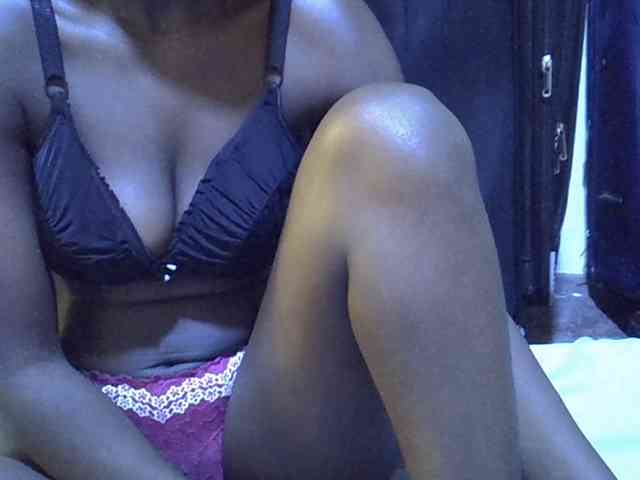 alora-skylar webcam