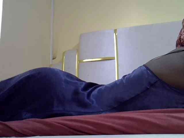 alora-skylar webcam
