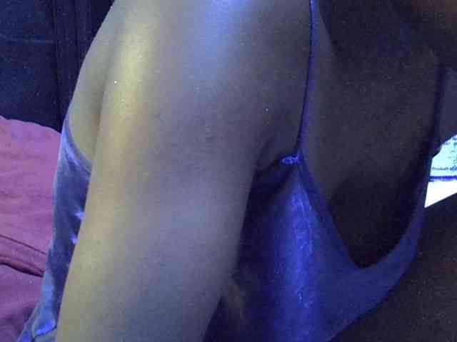 alora-skylar alora-skylar