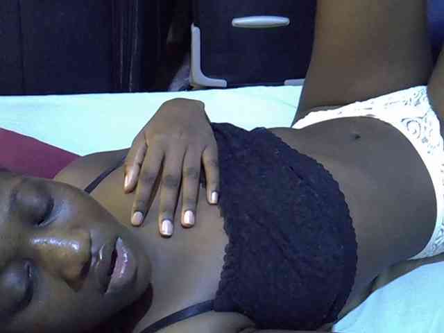 alora-skylar webcam
