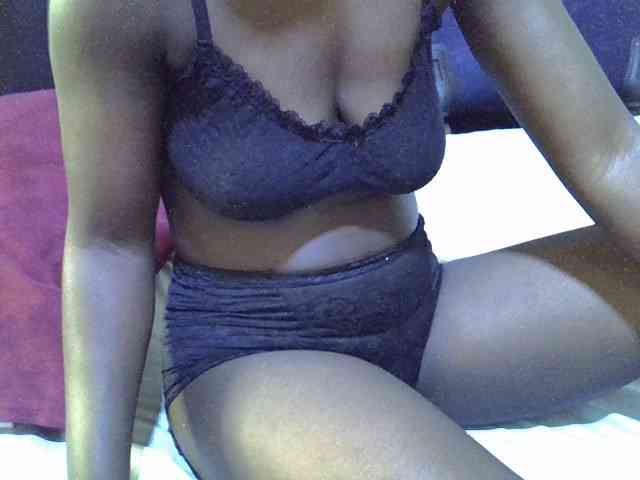 alora-skylar webcam