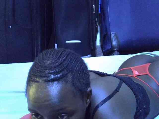 alora-skylar webcam