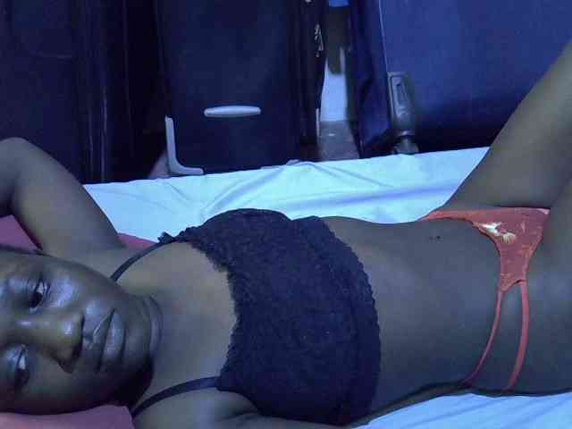 alora-skylar webcam