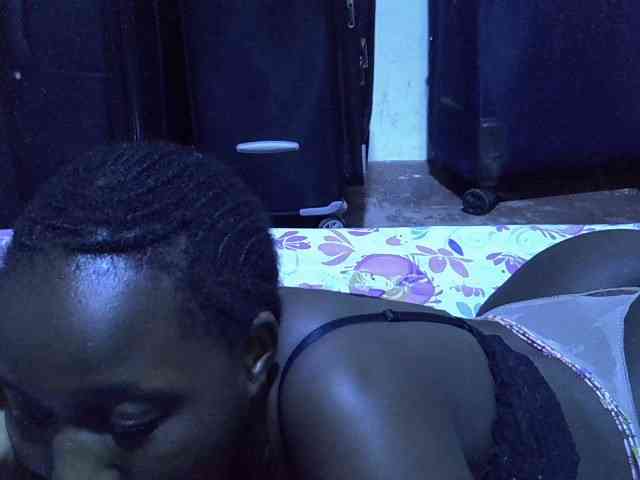 alora-skylar webcam