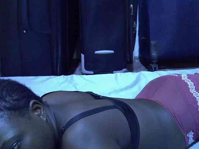 alora-skylar webcam