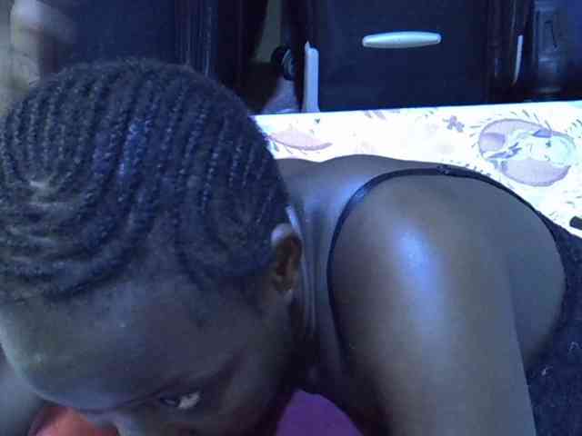alora-skylar webcam
