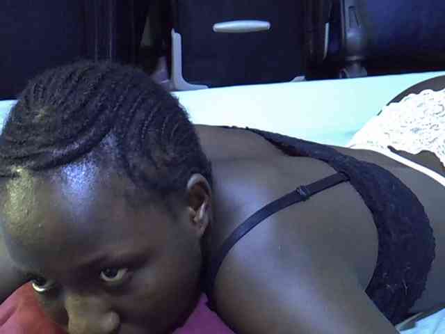 alora-skylar webcam