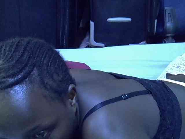 alora-skylar webcam