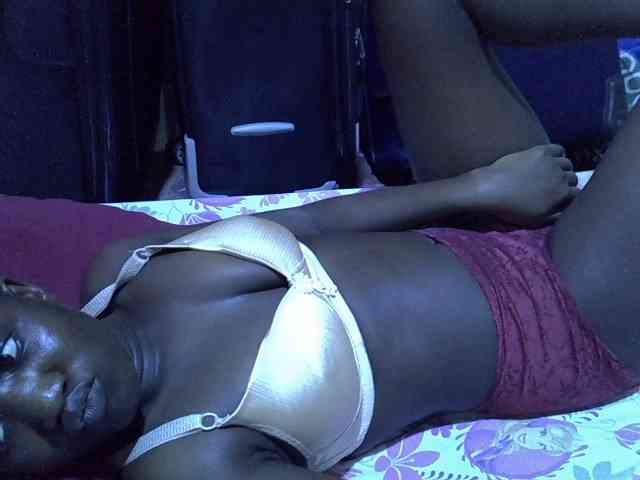 alora-skylar webcam