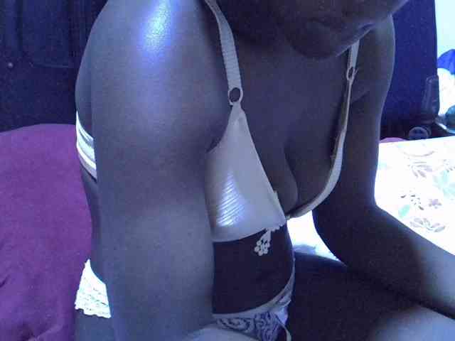 alora-skylar webcam