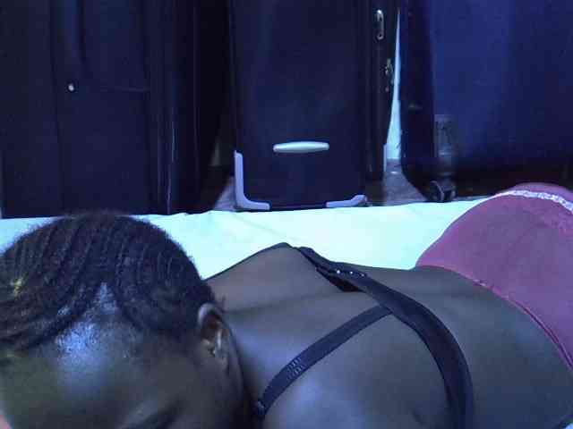 alora-skylar webcam