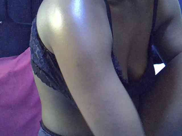 alora-skylar webcam