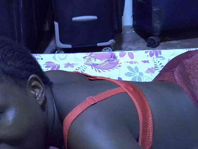 alora-skylar webcam