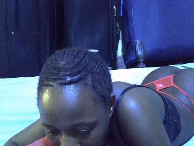 alora-skylar webcam